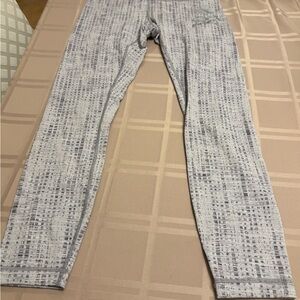 Lululemon Athletica Light Gray Textured Leggings